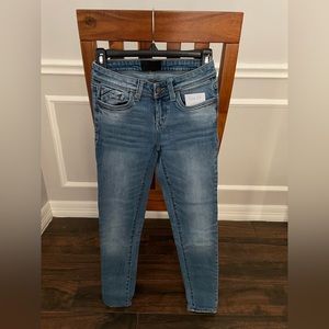Buckle Black